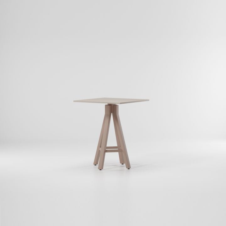 Maia Bar Table